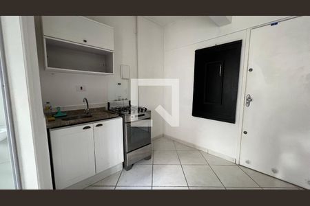 Cozinha de kitnet/studio para alugar com 1 quarto, 33m² em Bela Vista, São Paulo