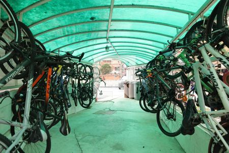 Apartamento para alugar com 49m², 2 quartos e 1 vagaÁrea comum - Bicicletário