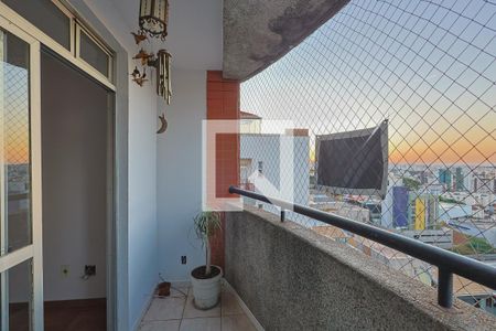 Varanda de apartamento à venda com 3 quartos, 55m² em Sagrada Família, Belo Horizonte