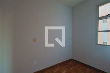 Quarto 2 de apartamento à venda com 3 quartos, 55m² em Sagrada Família, Belo Horizonte