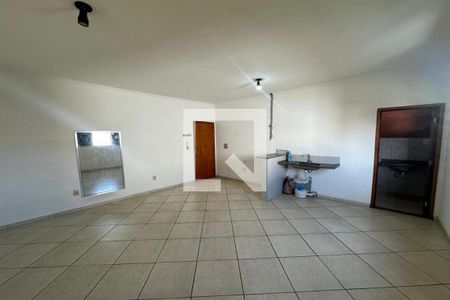 Dormitório - Cozinha de kitnet/studio para alugar com 1 quarto, 36m² em Vila Virginia, Ribeirão Preto