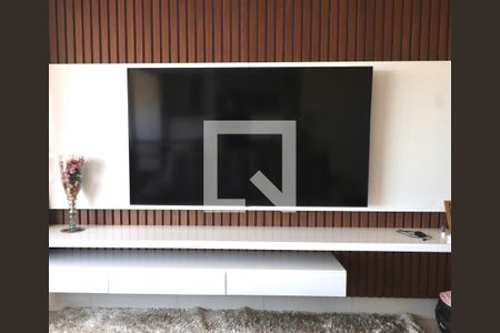 Apartamento para alugar com 105m², 3 quartos e 2 vagas Apartamento para alugar com 105m², 3 quartos e 2 vagasTelevisão 75 polegadas