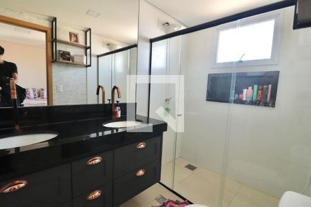 Apartamento para alugar com 105m², 3 quartos e 2 vagas Apartamento para alugar com 105m², 3 quartos e 2 vagasBanheiro 2