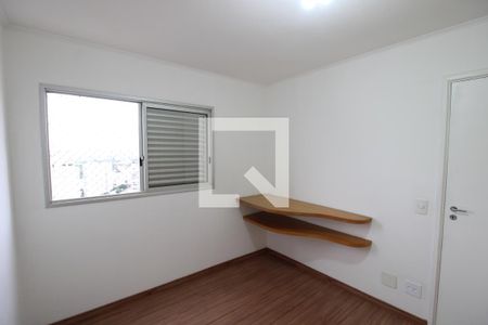 Quarto 1 de apartamento para alugar com 2 quartos, 68m² em Santa Teresinha, São Paulo