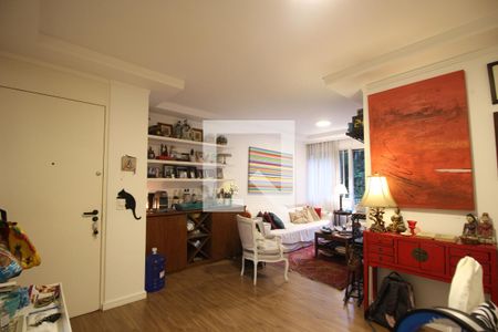 Sala de apartamento à venda com 2 quartos, 75m² em Jardim Londrina, São Paulo