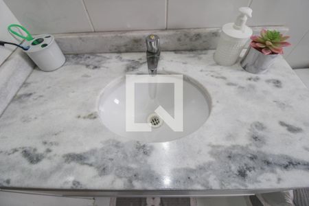 Apartamento à venda com 65m², 2 quartos e 1 vaga Apartamento à venda com 65m², 2 quartos e 1 vagaBanheiro