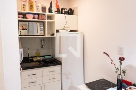Cozinha de kitnet/studio para alugar com 1 quarto, 20m² em Jardim Odete, São Paulo