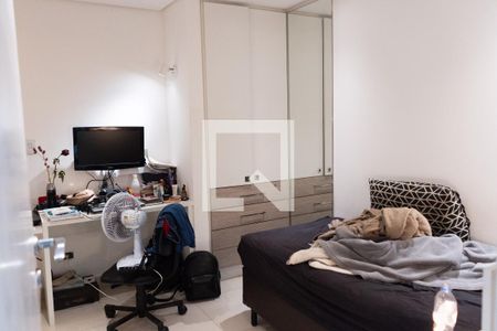 Quarto de kitnet/studio para alugar com 1 quarto, 20m² em Jardim Odete, São Paulo