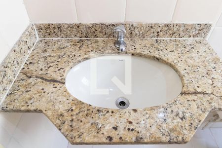 Banheiro do 2° andar de casa de condomínio para alugar com 3 quartos, 88m² em Campo Grande, Rio de Janeiro