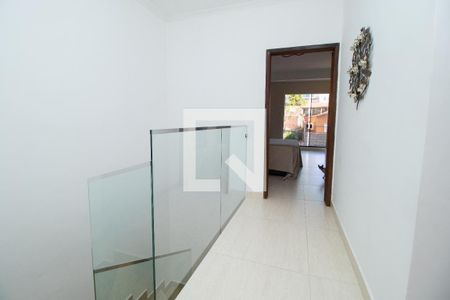 Casa à venda com 351m², 4 quartos e 5 vagasCorredor