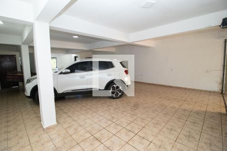 Casa à venda com 351m², 4 quartos e 5 vagasGaragem