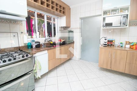 Casa à venda com 351m², 4 quartos e 5 vagasCozinha