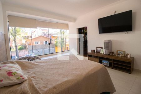 Casa à venda com 351m², 4 quartos e 5 vagasSuíte