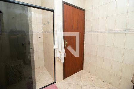 Casa à venda com 351m², 4 quartos e 5 vagasBanheiro