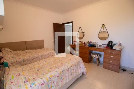 Casa à venda com 351m², 4 quartos e 5 vagasQuarto 1