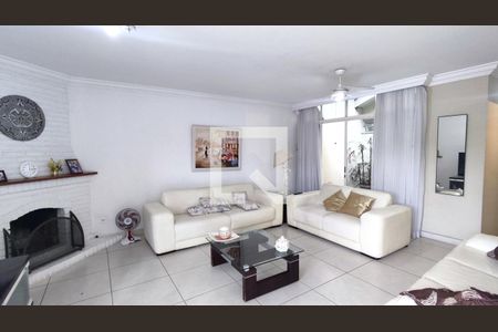 Sala de casa para alugar com 3 quartos, 300m² em Jardim Messina, Jundiaí