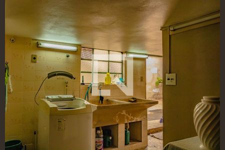 Casa para alugar com 220m², 3 quartos e sem vagaÁrea de Serviço