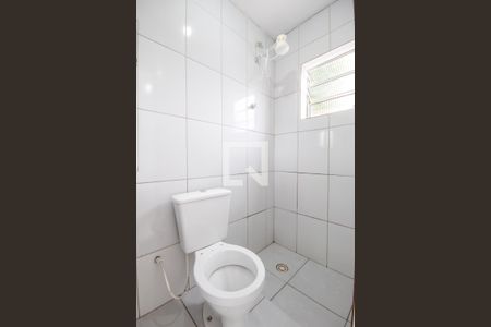Banheiro de casa para alugar com 1 quarto, 40m² em Helena Maria, Osasco