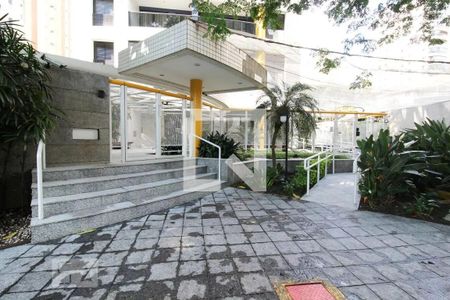 Apartamento à venda com 41m², 1 quarto e 1 vagaFachada