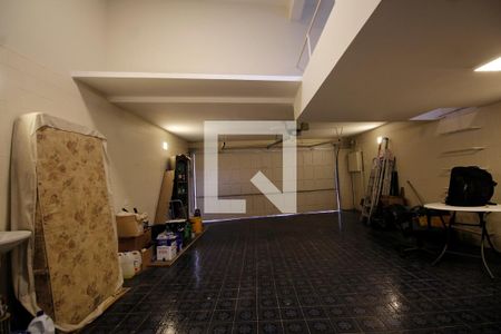 Casa à venda com 460m², 4 quartos e 4 vagasGaragem