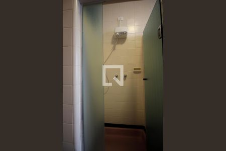 Casa à venda com 460m², 4 quartos e 4 vagasBanheiro da suite 1