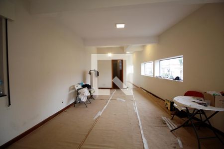 Casa à venda com 460m², 4 quartos e 4 vagasÁrea de Serviço