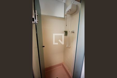 Casa à venda com 460m², 4 quartos e 4 vagasBanheiro 2