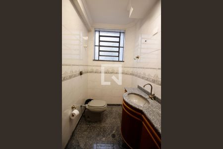 Casa à venda com 460m², 4 quartos e 4 vagasBanheiro 1