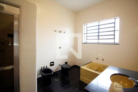 Casa à venda com 460m², 4 quartos e 4 vagasSuite 2