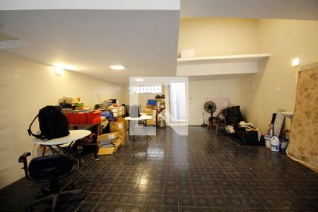 Casa à venda com 460m², 4 quartos e 4 vagasGaragem