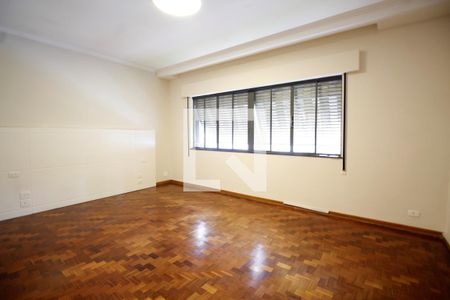 Casa à venda com 460m², 4 quartos e 4 vagasSuite 2