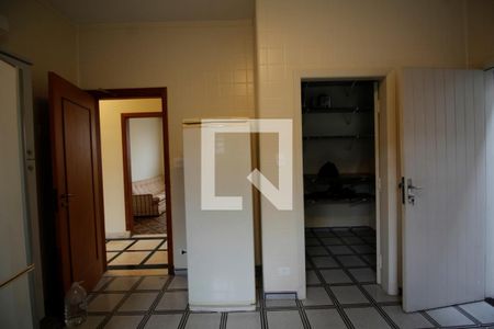 Casa à venda com 460m², 4 quartos e 4 vagasCozinha