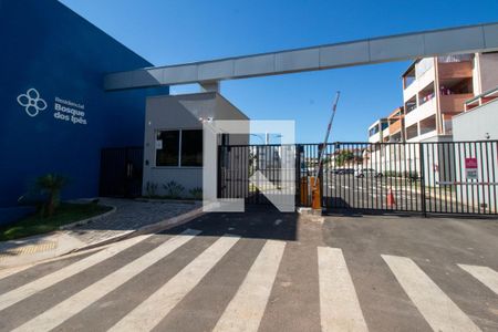 Apartamento para alugar com 43m², 2 quartos e 1 vagaFachada e portaria
