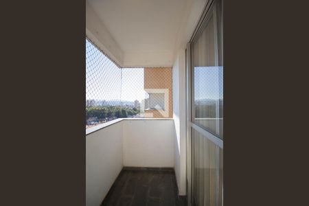 Varanda da Sala de apartamento para alugar com 3 quartos, 60m² em Vila Pereira Barreto, São Paulo