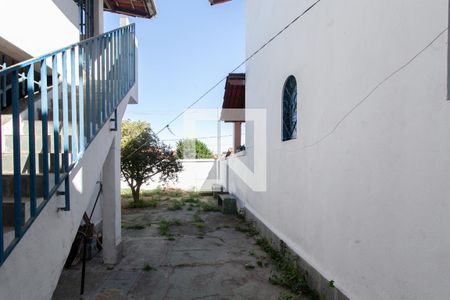 Casa à venda com 250m², 3 quartos e 4 vagas Casa à venda com 250m², 3 quartos e 4 vagasQuintal