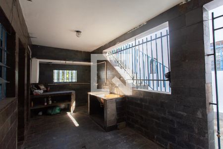 Casa à venda com 250m², 3 quartos e 4 vagas Casa à venda com 250m², 3 quartos e 4 vagasÁrea de Serviço