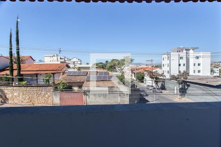 Casa à venda com 250m², 3 quartos e 4 vagas Casa à venda com 250m², 3 quartos e 4 vagasVista do Quarto 1