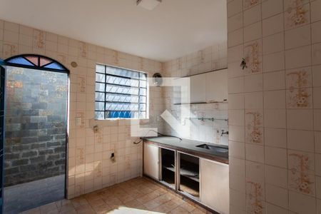 Casa à venda com 250m², 3 quartos e 4 vagas Casa à venda com 250m², 3 quartos e 4 vagasCozinha