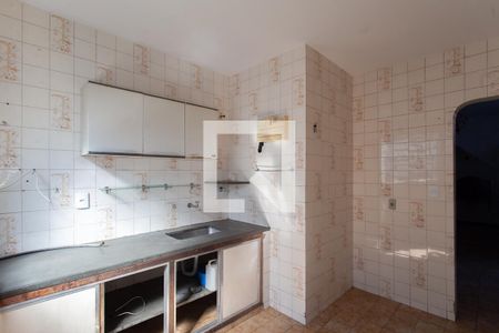 Casa à venda com 250m², 3 quartos e 4 vagas Casa à venda com 250m², 3 quartos e 4 vagasCozinha