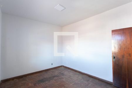 Casa à venda com 250m², 3 quartos e 4 vagas Casa à venda com 250m², 3 quartos e 4 vagasQuarto 1