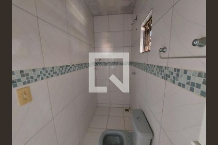 Casa à venda com 110m², 4 quartos e 4 vagasBanheiro suite