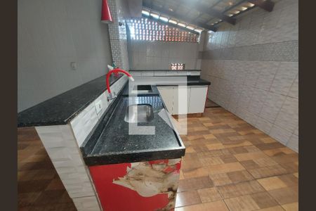Casa à venda com 110m², 4 quartos e 4 vagasCozinha