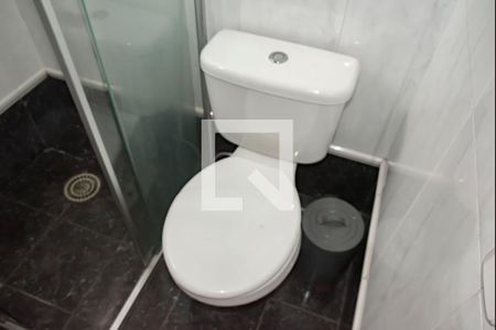 Banheiro de apartamento para alugar com 1 quarto, 35m² em Vila Clementino, São Paulo