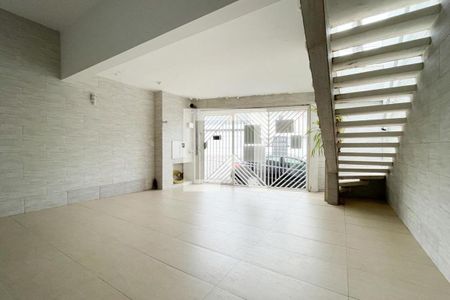 Casa à venda com 135m², 3 quartos e 2 vagas Casa à venda com 135m², 3 quartos e 2 vagasGaragem
