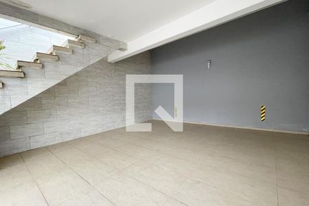 Casa à venda com 135m², 3 quartos e 2 vagas Casa à venda com 135m², 3 quartos e 2 vagasGaragem