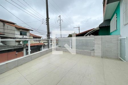 Casa à venda com 135m², 3 quartos e 2 vagas Casa à venda com 135m², 3 quartos e 2 vagasSacada