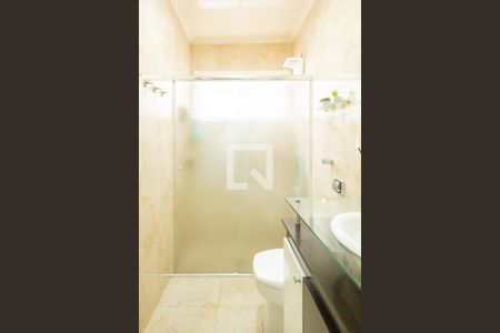 Casa à venda com 135m², 3 quartos e 2 vagas Casa à venda com 135m², 3 quartos e 2 vagasBanheiro Social