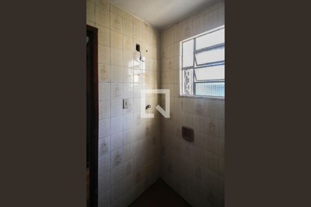 Apartamento para alugar com 60m², 2 quartos e sem vagaBanheiro