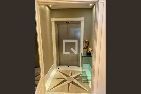 Hall de Entrada de apartamento à venda com 3 quartos, 329m² em Santo Amaro, São Paulo