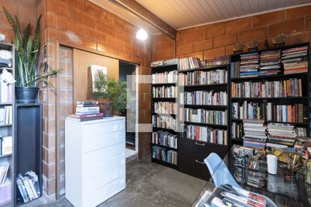 Casa à venda com 300m², 3 quartos e sem vagaQuarto 3 - Suite